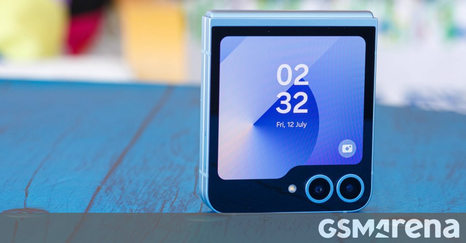 These Samsung smartphones are receiving the July 2025 Android security patch